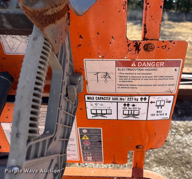 image for item EU5403 2017 JLG 1930ES scissor lift