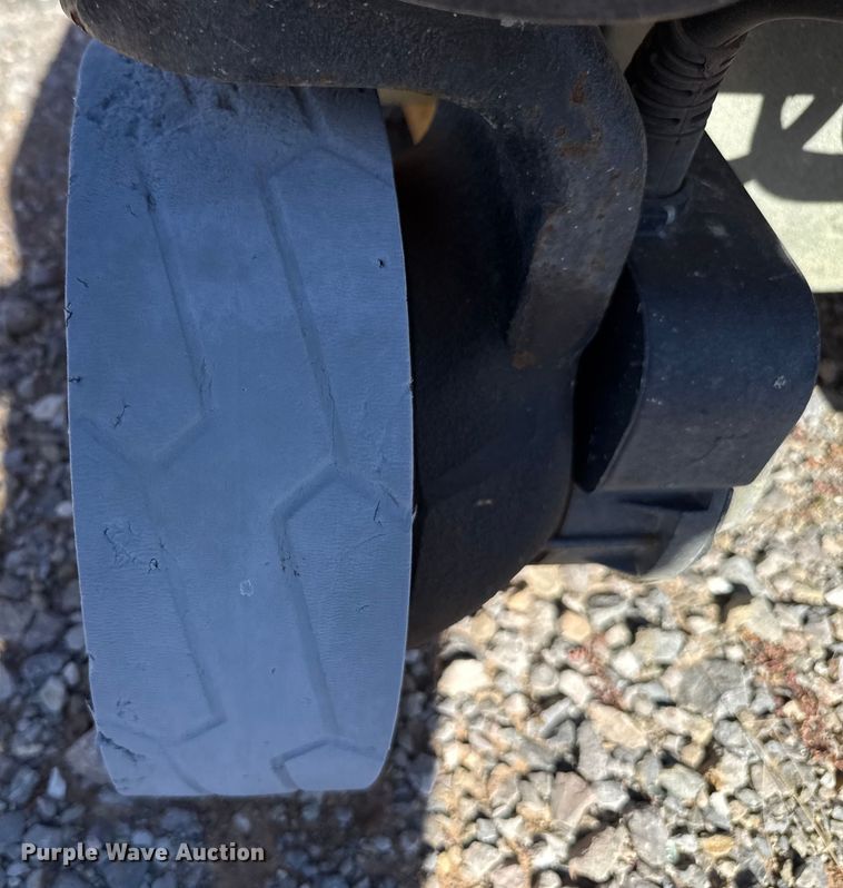 image for item EU5403 2017 JLG 1930ES scissor lift