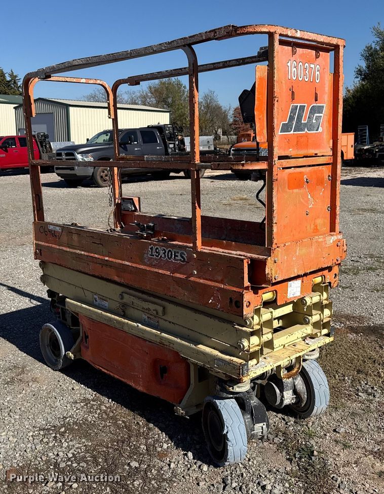 image for item EU5404 2017 JLG 1930ES scissor lift