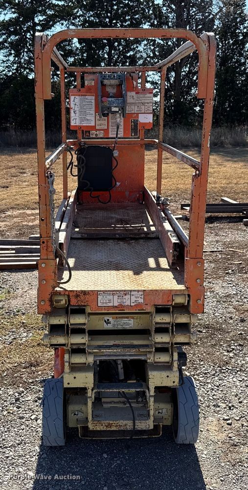 image for item EU5404 2017 JLG 1930ES scissor lift