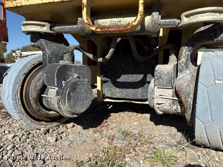 image for item EU5404 2017 JLG 1930ES scissor lift