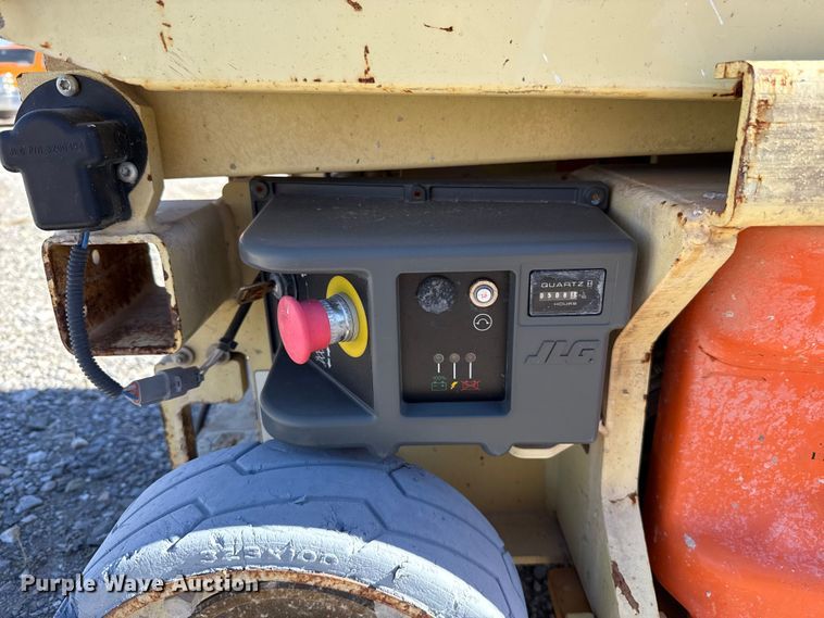 image for item EU5404 2017 JLG 1930ES scissor lift