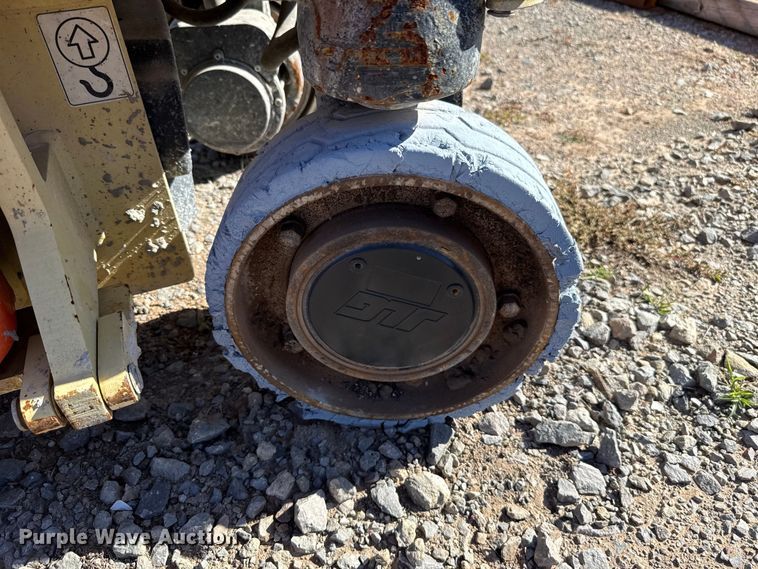 image for item EU5404 2017 JLG 1930ES scissor lift