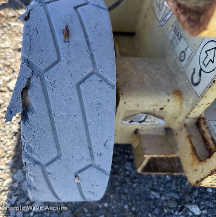 image for item EU5404 2017 JLG 1930ES scissor lift