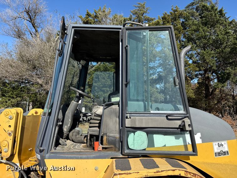 image for item EU5405 2008 John Deere 304J wheel loader