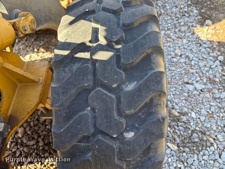 image for item EU5405 2008 John Deere 304J wheel loader