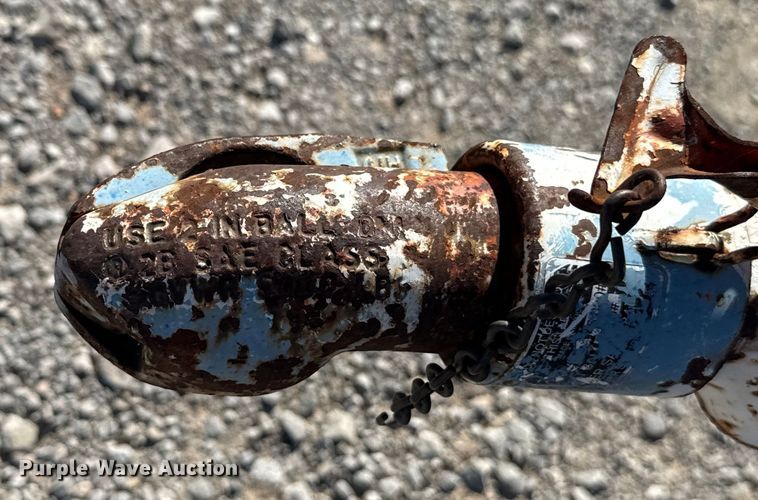 image for item EU5406 2011 Twin Oaks Industries Tow Pro heater