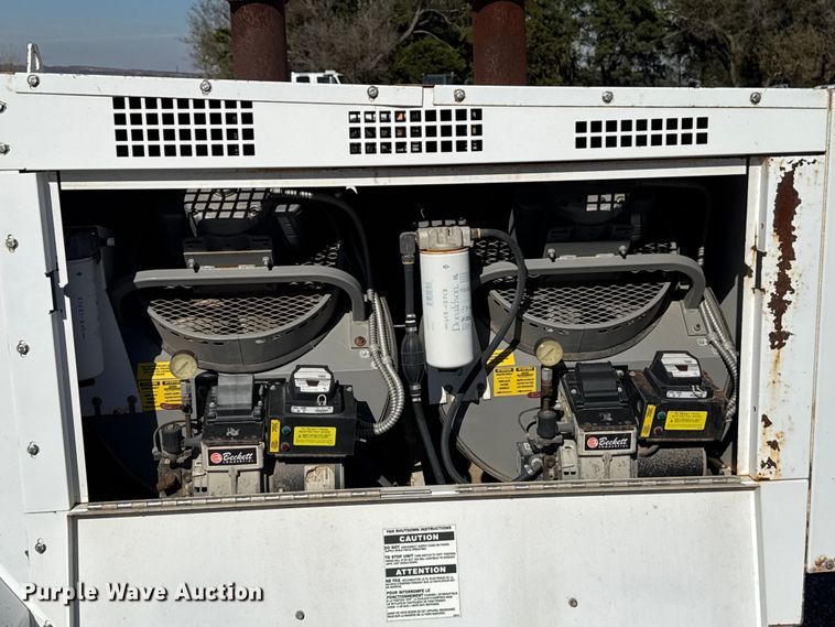 image for item EU5406 2011 Twin Oaks Industries Tow Pro heater