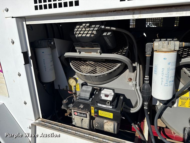 image for item EU5406 2011 Twin Oaks Industries Tow Pro heater