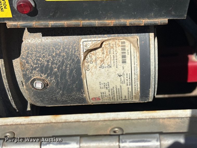 image for item EU5406 2011 Twin Oaks Industries Tow Pro heater