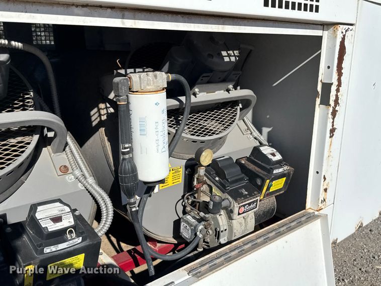 image for item EU5406 2011 Twin Oaks Industries Tow Pro heater