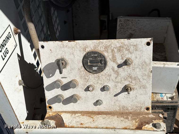 image for item EU5406 2011 Twin Oaks Industries Tow Pro heater