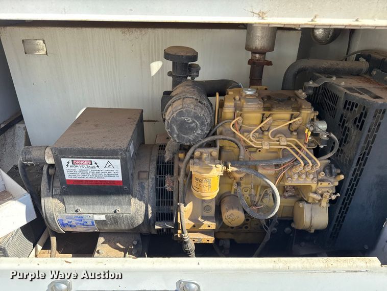 image for item EU5406 2011 Twin Oaks Industries Tow Pro heater