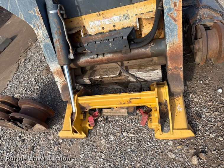 image for item EU5422 2011 John Deere 333D tracked skid steer loader