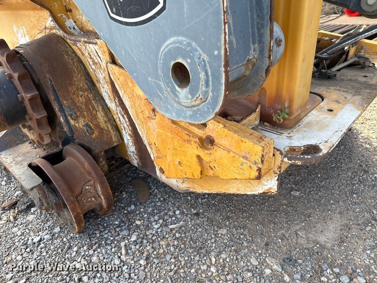 image for item EU5422 2011 John Deere 333D tracked skid steer loader