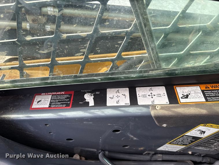 image for item EU5422 2011 John Deere 333D tracked skid steer loader