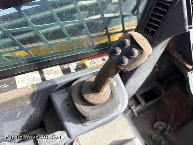 image for item EU5422 2011 John Deere 333D tracked skid steer loader