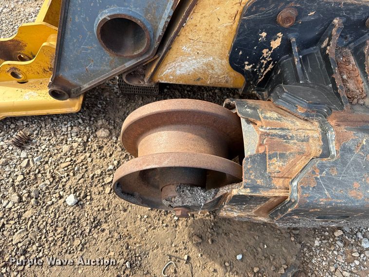 image for item EU5422 2011 John Deere 333D tracked skid steer loader