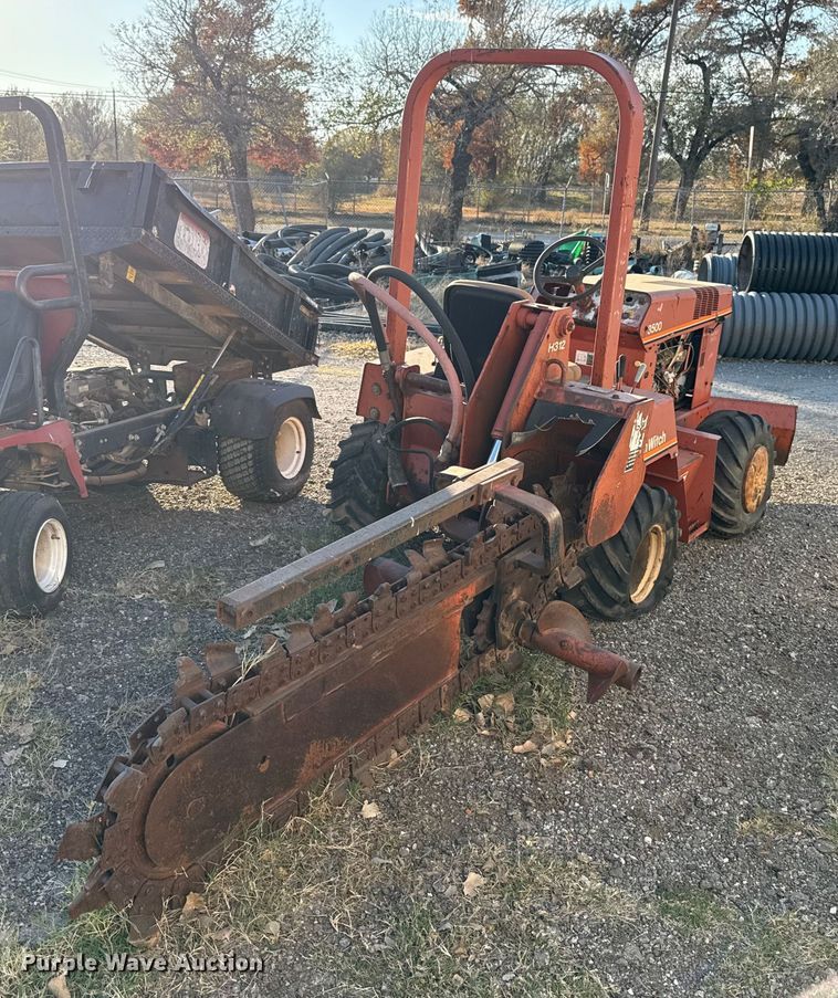 image for item EU5425 1995 Ditch Witch 3500DDLSB trencher