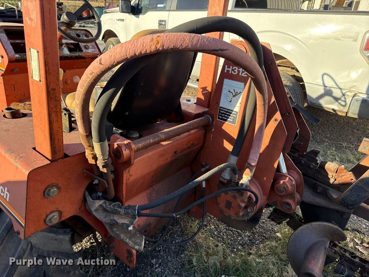 image for item EU5425 1995 Ditch Witch 3500DDLSB trencher