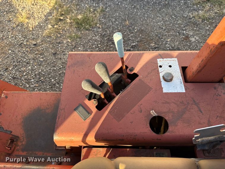 image for item EU5425 1995 Ditch Witch 3500DDLSB trencher