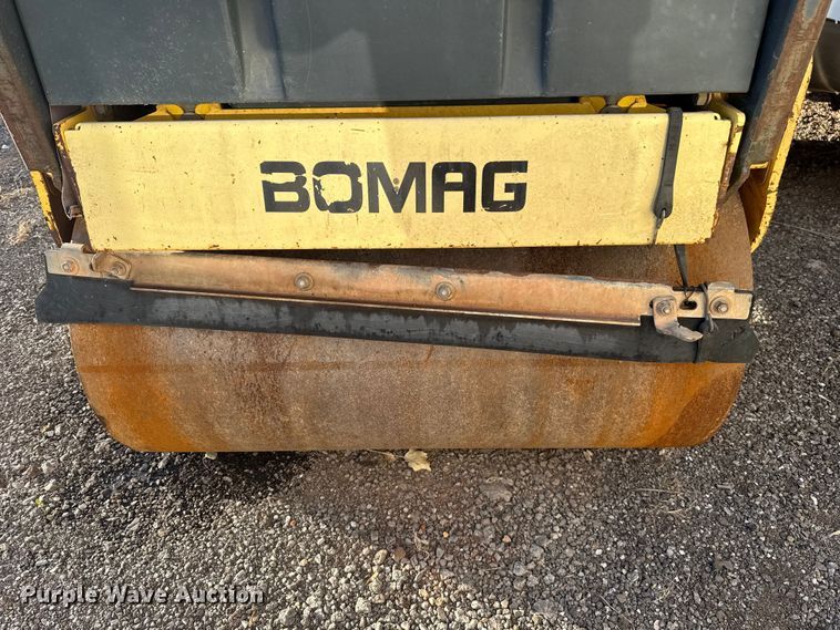 image for item EU5427 2004 Bomag BW 120 AD-3 double drum roller