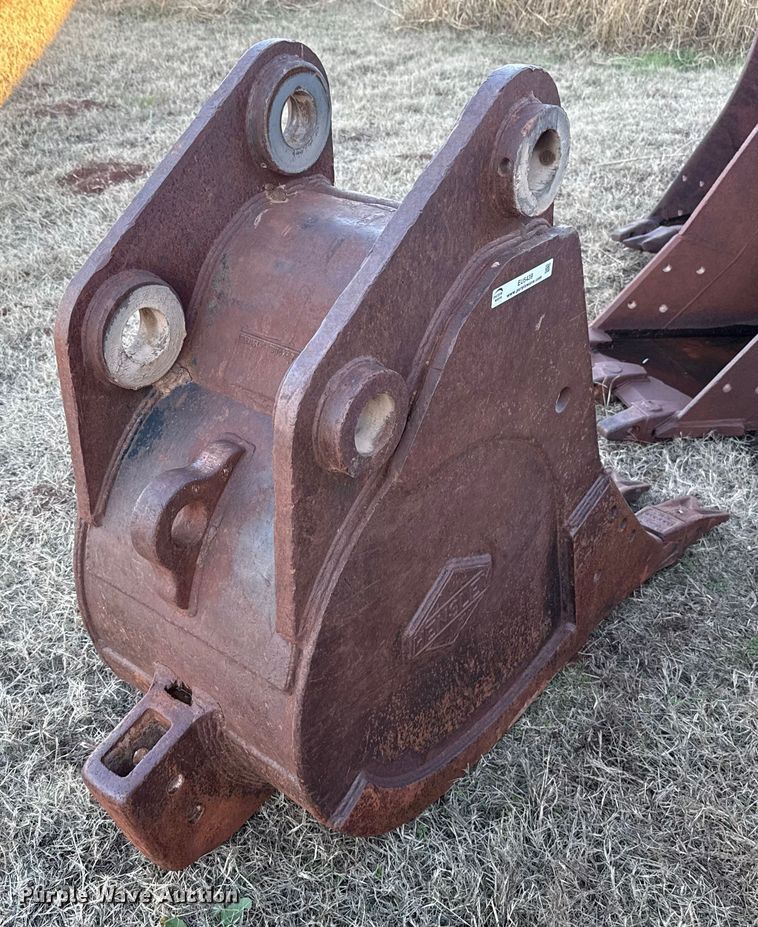 image for item EU5439 Tensley excavator bucket