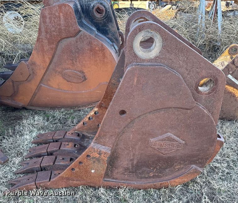 image for item EU5439 Tensley excavator bucket