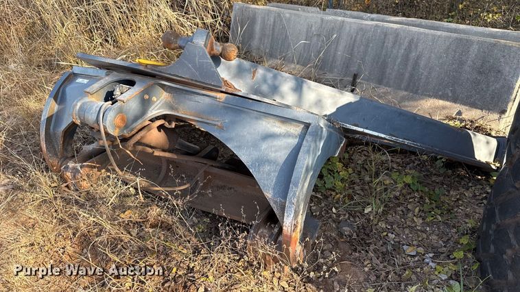 image for item EU5440 D model motor grader turn table