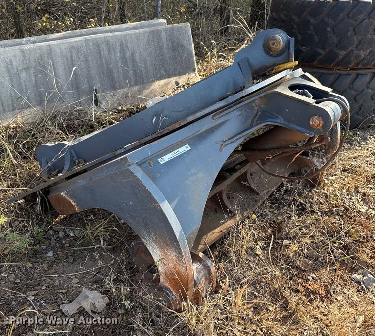 image for item EU5440 D model motor grader turn table