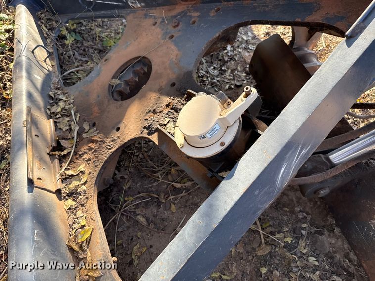 image for item EU5440 D model motor grader turn table