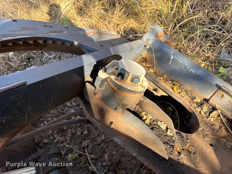 image for item EU5440 D model motor grader turn table