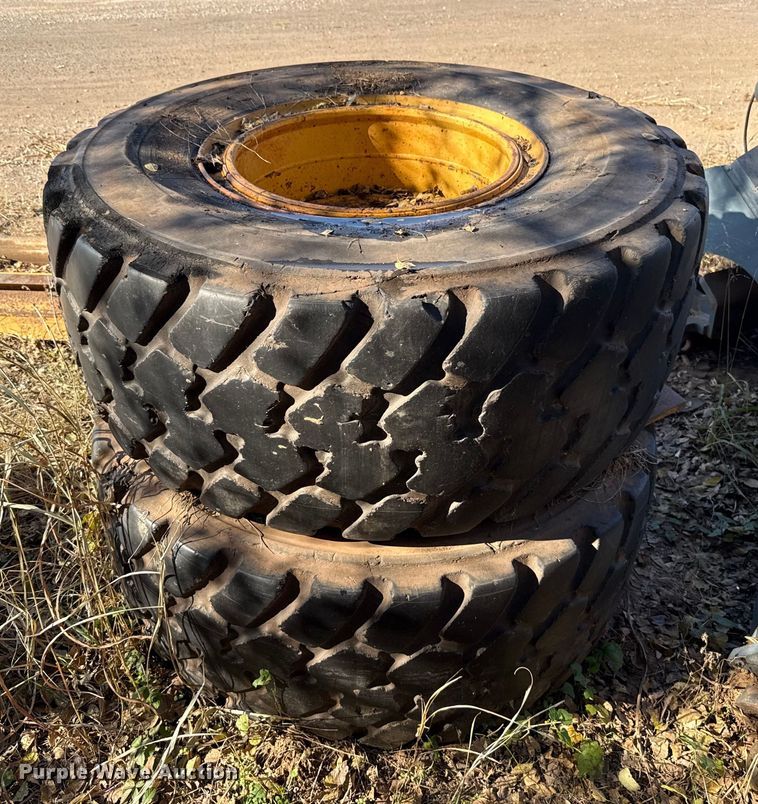 image for item EU5442 (2) Michelin XL D  tires and wheels