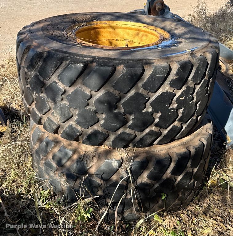 image for item EU5442 (2) Michelin XL D  tires and wheels