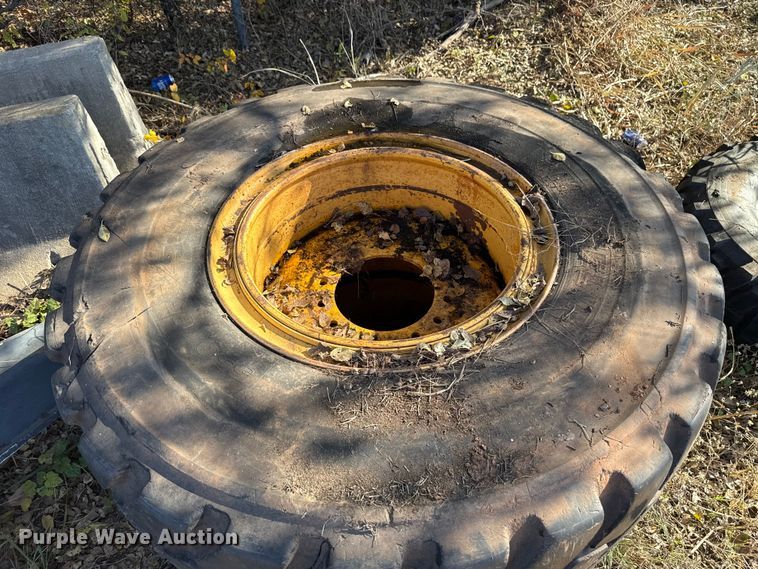 image for item EU5442 (2) Michelin XL D  tires and wheels