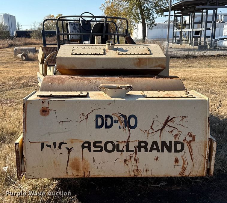 image for item EU5443 Ingersoll-Rand DD-90 double drum roller