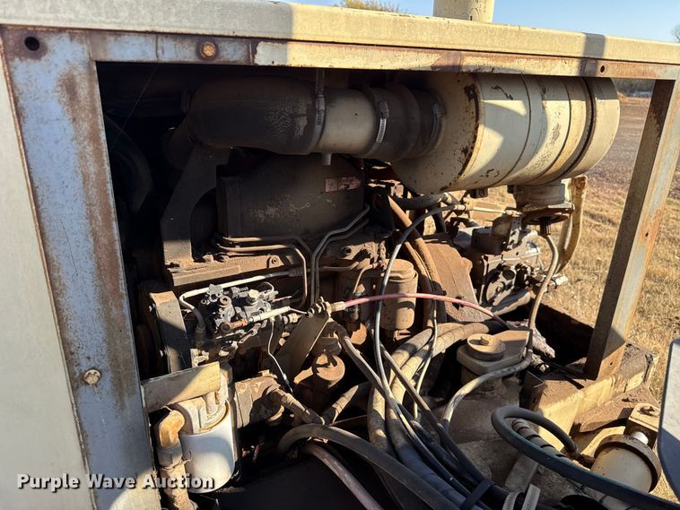 image for item EU5443 Ingersoll-Rand DD-90 double drum roller