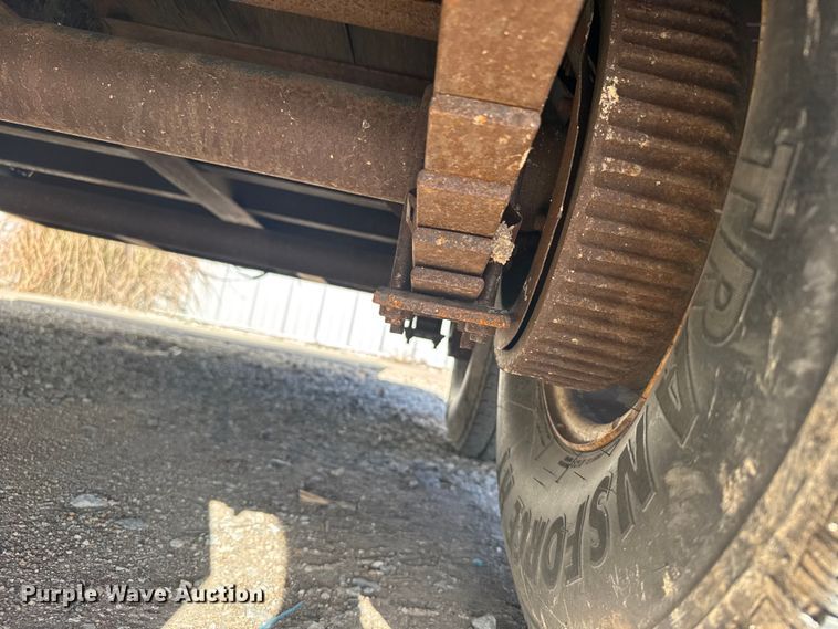 image for item EU6349 2008 Monarch utility trailer