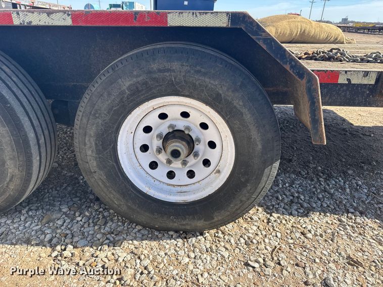 image for item EU6350 2008 Monarch utility trailer