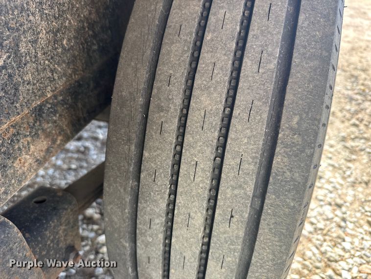 image for item EU6350 2008 Monarch utility trailer