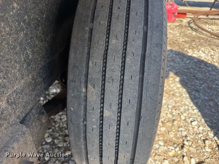 image for item EU6350 2008 Monarch utility trailer