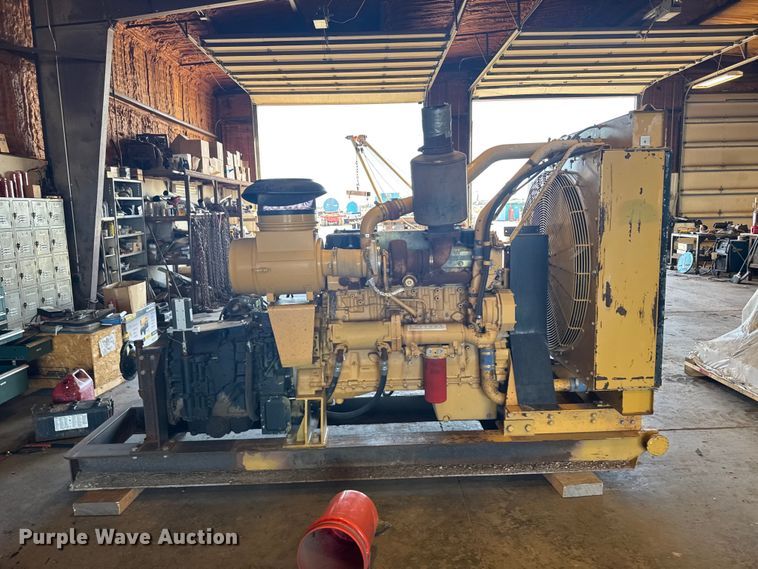 image for item EU6351 2006 Caterpillar C15 engine