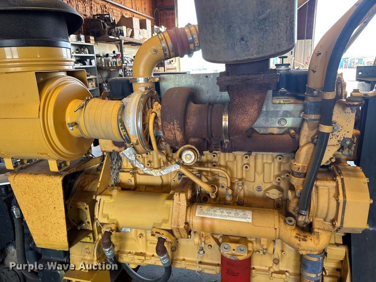 image for item EU6351 2006 Caterpillar C15 engine