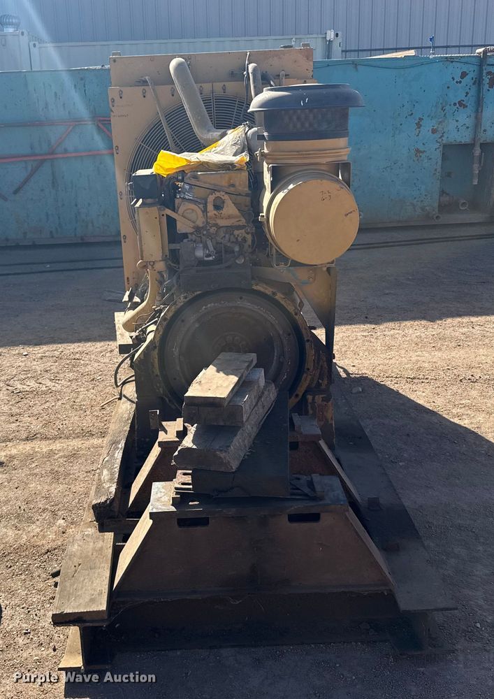 image for item EU6354 Caterpillar engine