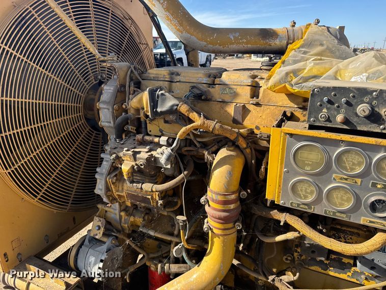 image for item EU6354 Caterpillar engine