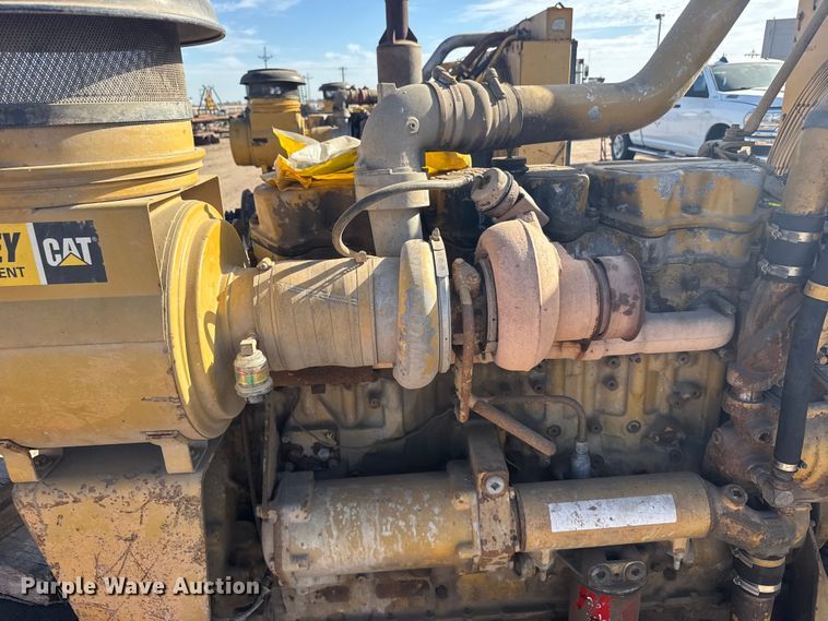 image for item EU6354 Caterpillar engine