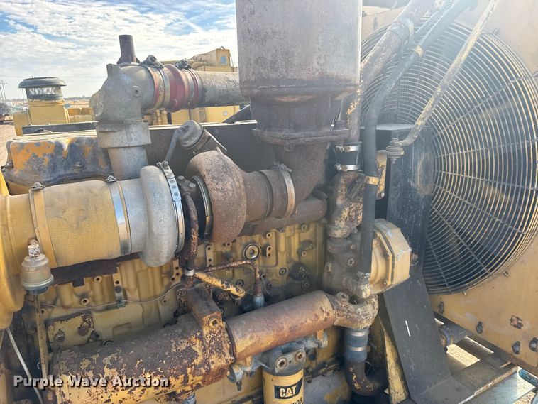 image for item EU6355 Caterpillar engine