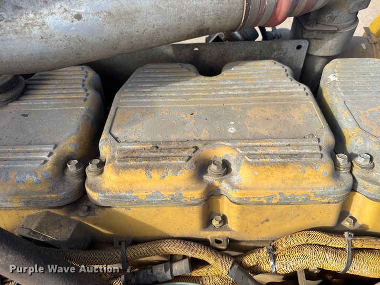 image for item EU6355 Caterpillar engine