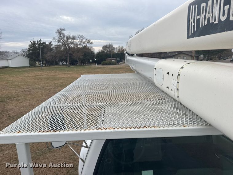 image for item EU6411 1999 GMC C7500 bucket truck