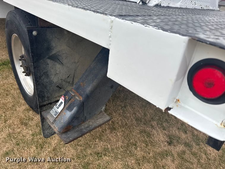 image for item EU6411 1999 GMC C7500 bucket truck